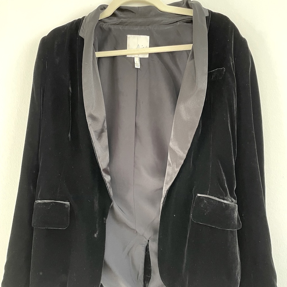 Joie Mehira H Velvet Blazer